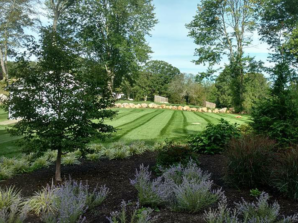 garden design southeastern CT from TNT Landscaping & Excavation