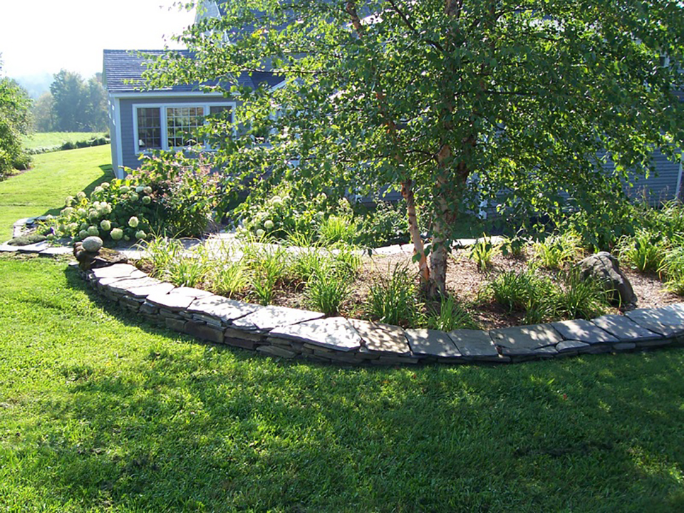 garden design CT shoreline from TNT Landscaping & Excavation
